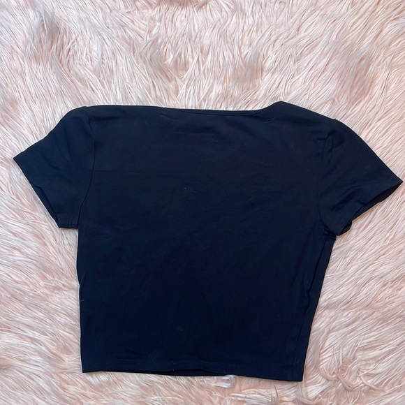 PacSun Basics Black‎ Low Cut V Neck Crossover Crop Top Woman’s Size Small - Picture 4 of 5